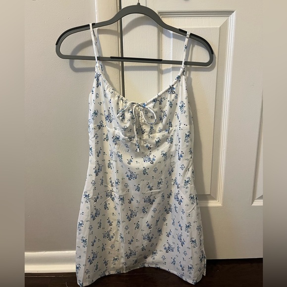 Princess Polly, Jayde mini dress blue/white, size 8 - Picture 3 of 5